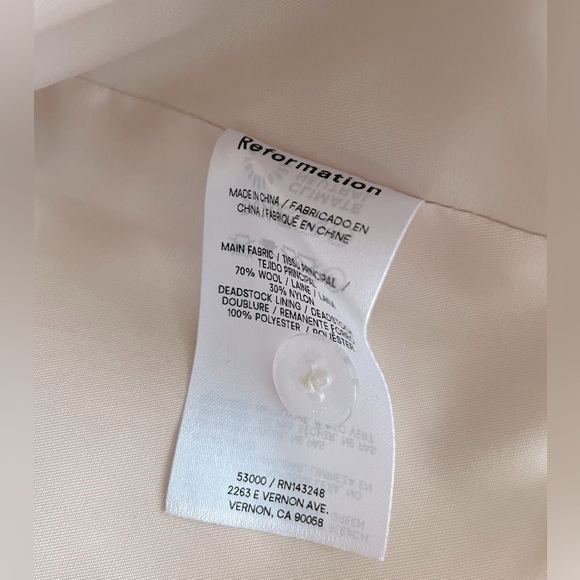 CURRENT SEASON Reformation Porter wool blend cropped jacket NWT - Picture 7 of 8